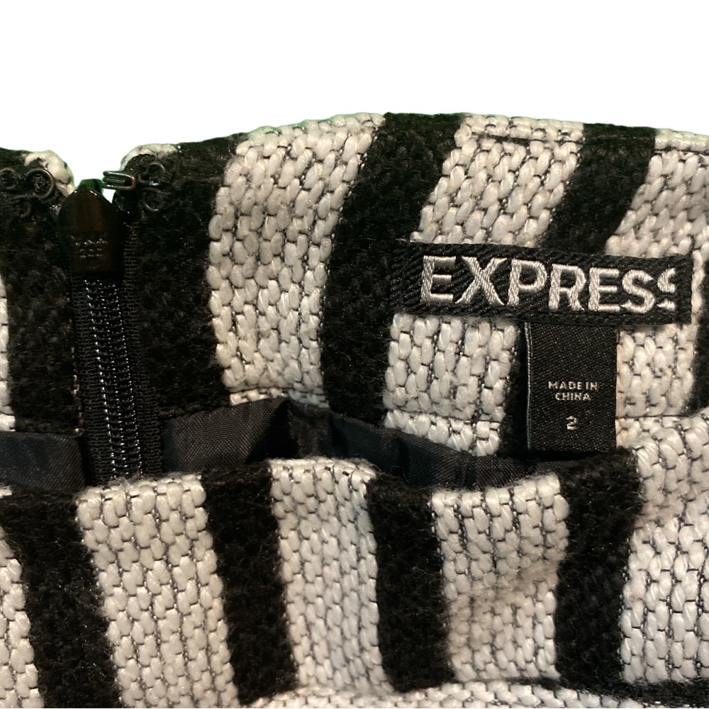 Express skirt